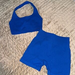 Two piece workout set 💙💙